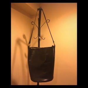 Madewell Lisbon O Ring Leather Bag in Black